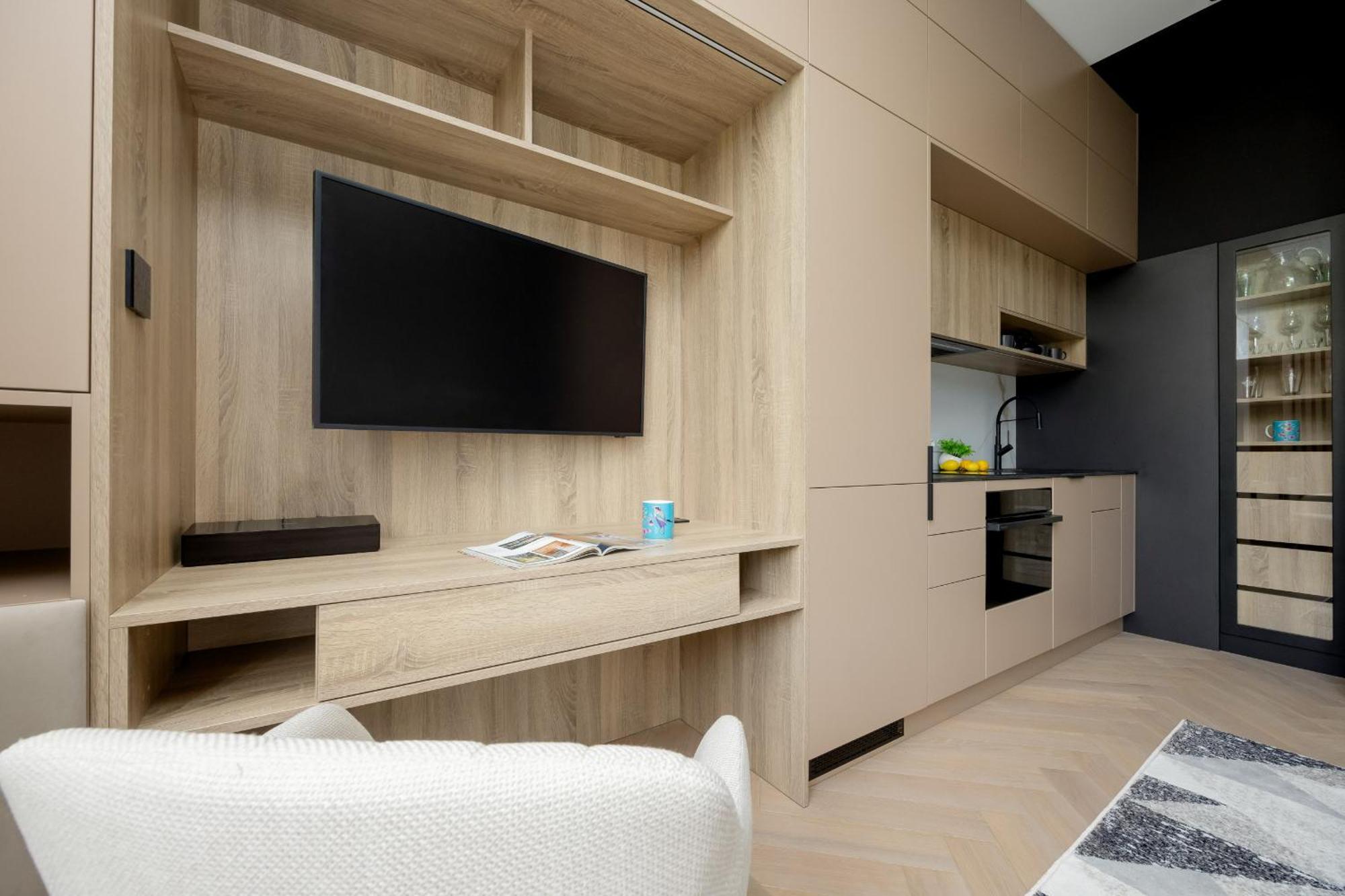 Przytulne Studio W Zielonej Okolicy Srodmiescia By Noclegi Renters 바르샤바 외부 사진